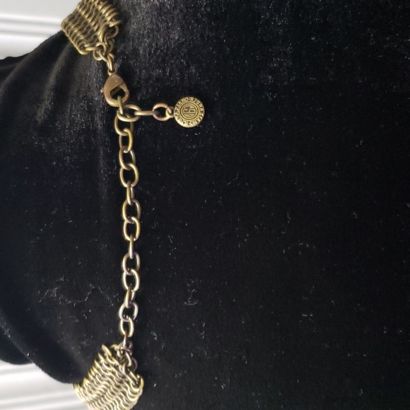 SOLD/ TO GABRIELA!  Graziano Vintage Collar - Picture 3 of 5